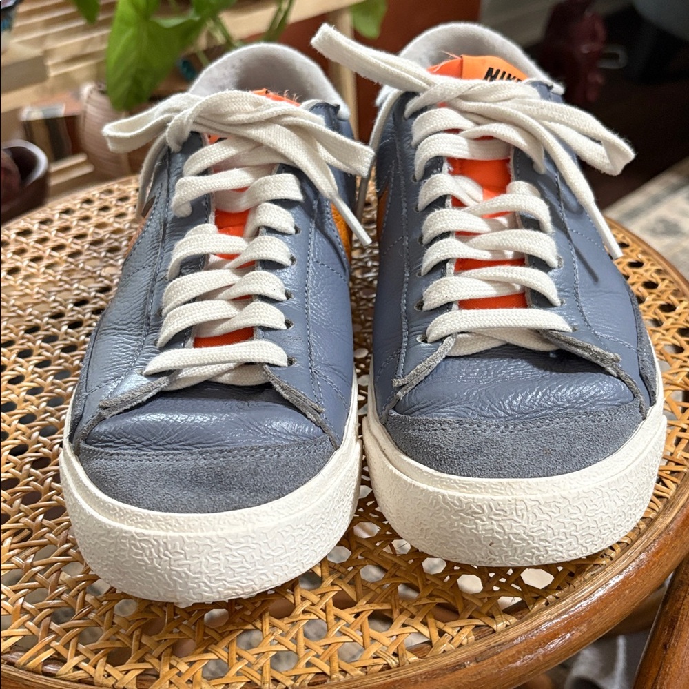 Nike by you Blazer low ‘ 77 vintage sneaker. Size 8 - Picture 2 of 9